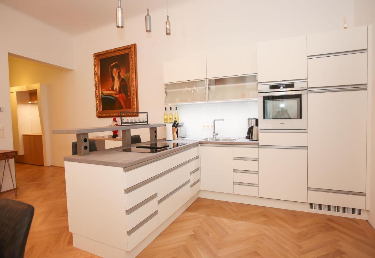 Luxusapartment Altes Rathhaus เวียนนา ภายนอก รูปภาพ