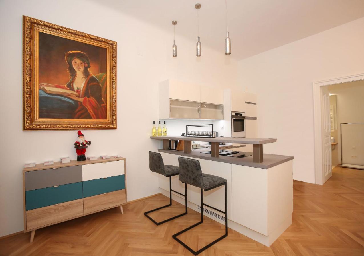 Luxusapartment Altes Rathhaus เวียนนา ภายนอก รูปภาพ