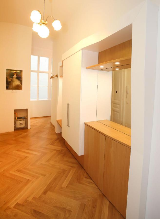 Luxusapartment Altes Rathhaus เวียนนา ภายนอก รูปภาพ